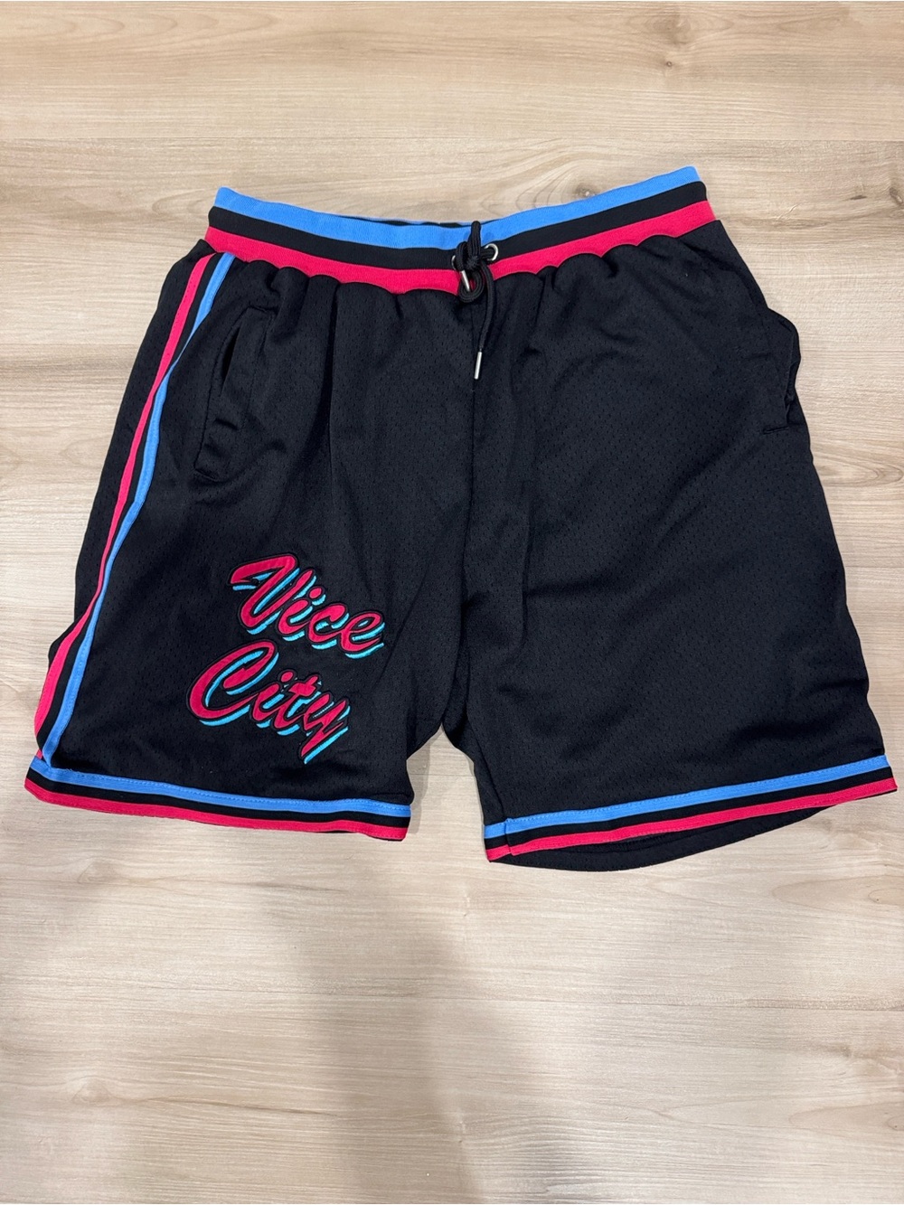 Streetwear Men’s XL Elite Drip, Vice City Black Mesh lined Basketball Shorts